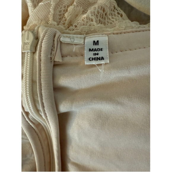 Women's Pinkblush Beige Lace Long Sleeve Mini Dress M - Picture 5 of 9